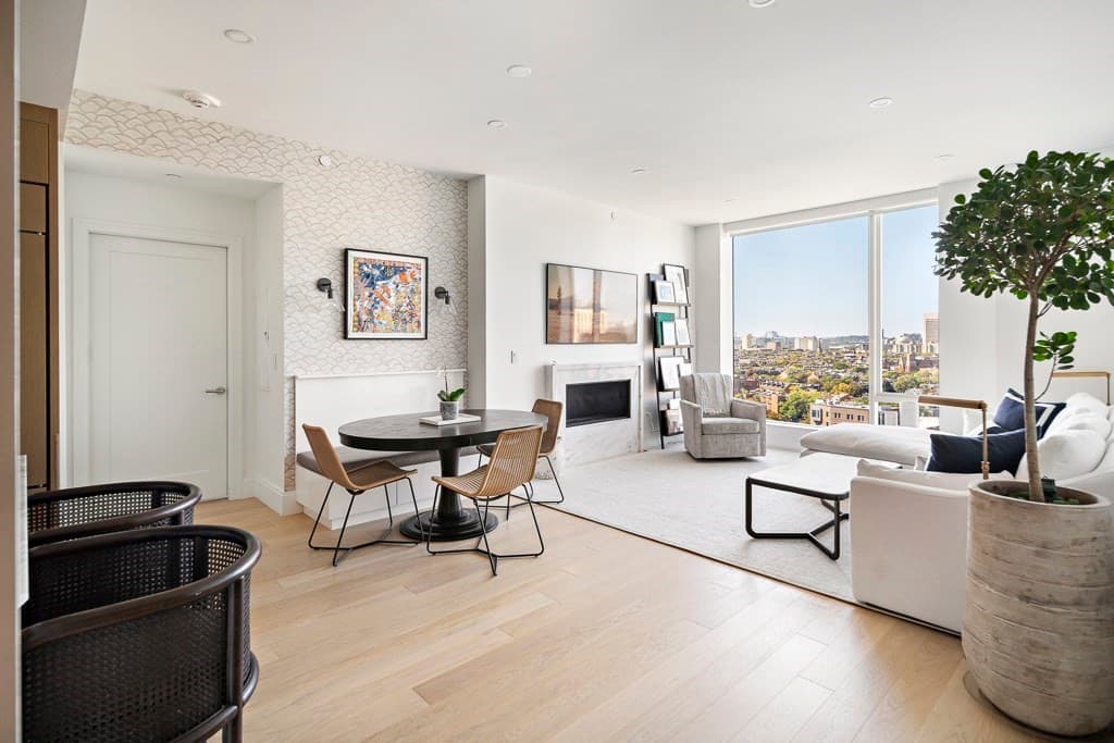 Condominium at 380 Harrison Ave, Boston MA 02118, photo 2 of 38