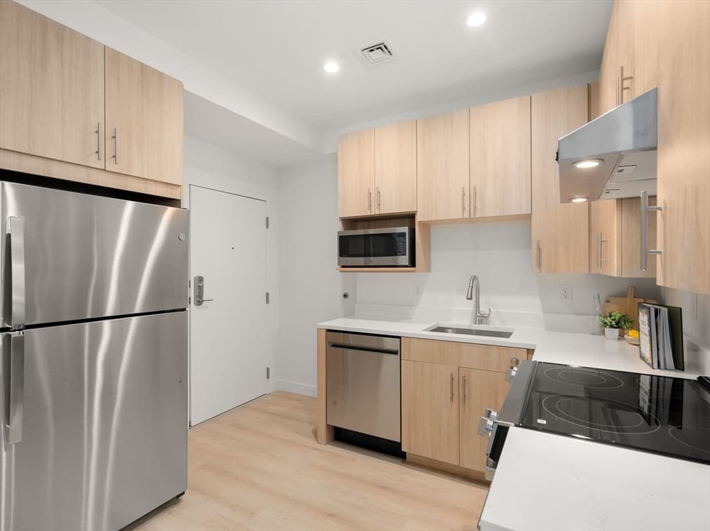 1151 Walnut # 210, Newton MA 02461 photo 7