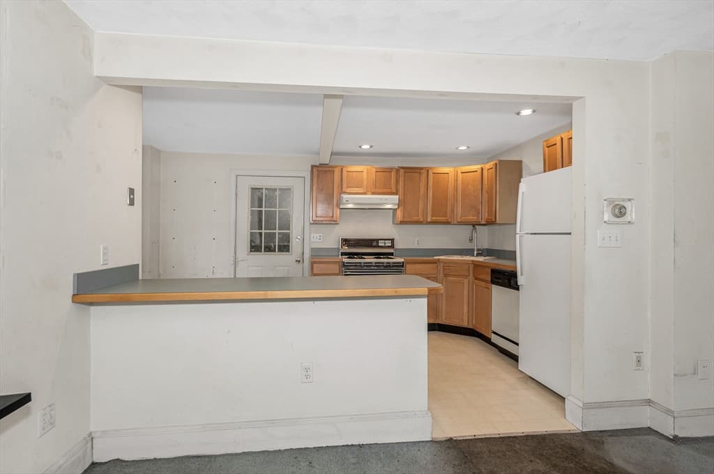 2 Grove Place, Melrose MA 02176 photo 4