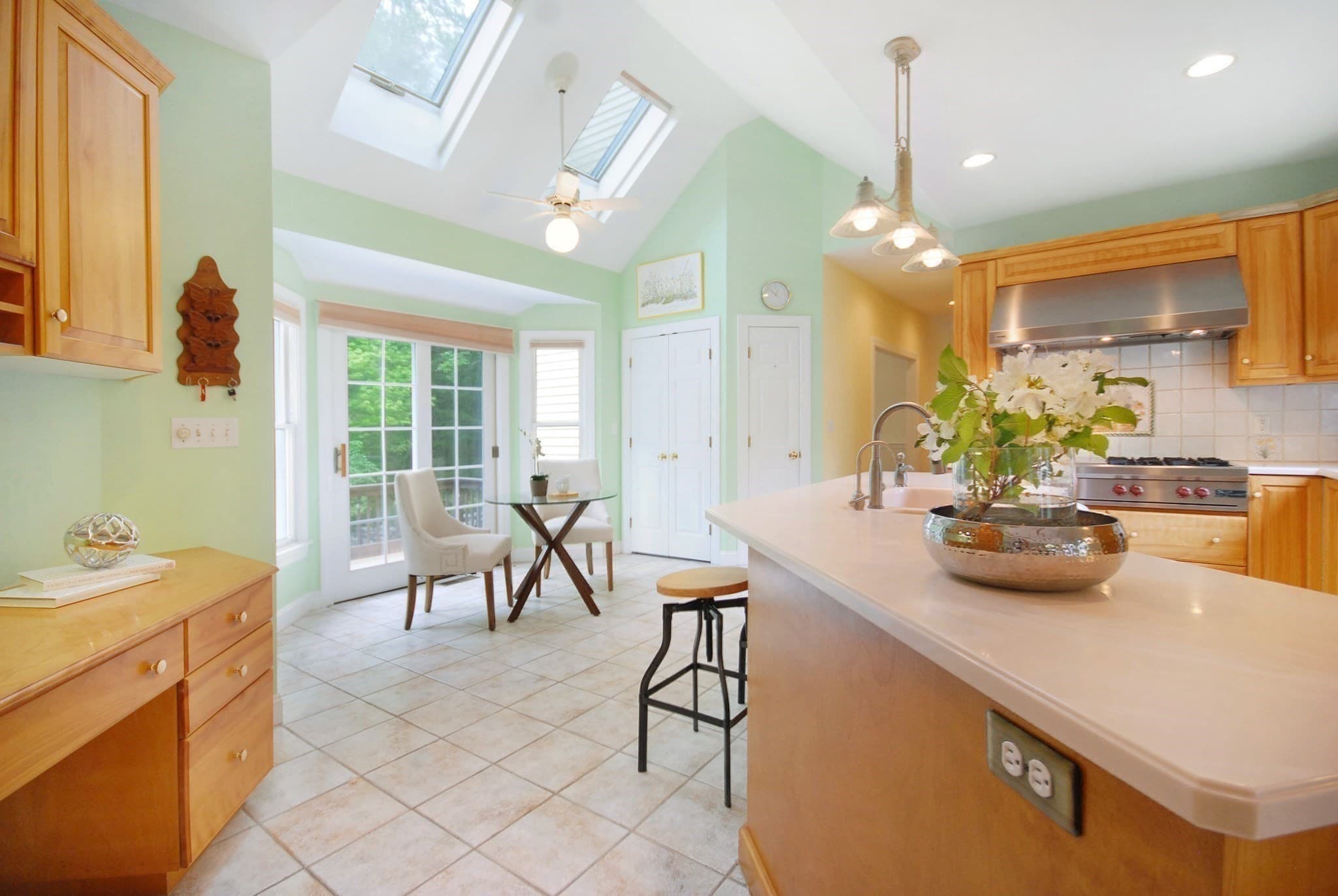 Single Family Residence at 7 Proctor St, Acton MA 01720, Acton, photo 10 of 40