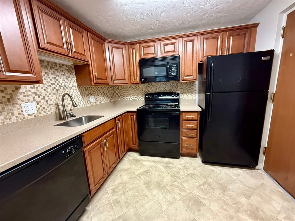 90 Neponset St # 1001, Canton MA 02021 photo 4