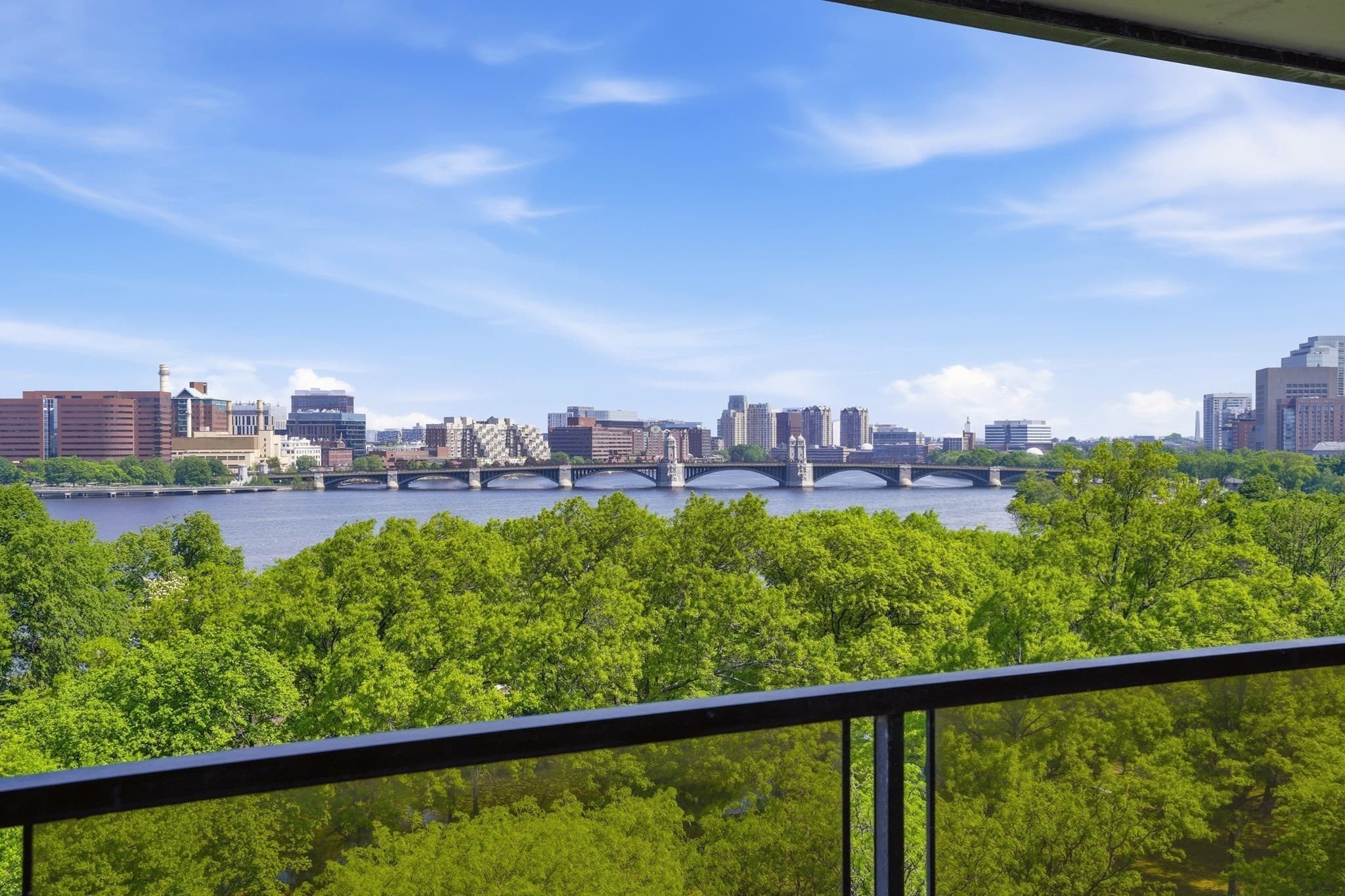 Condominium at 180 Beacon Street, Boston MA 02116, photo 4 of 31