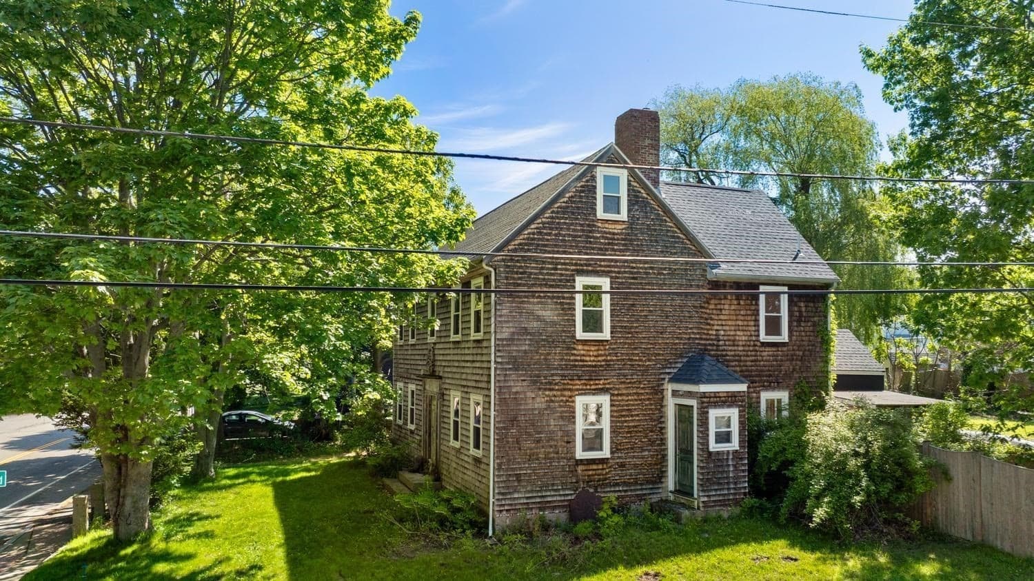 Single Family Residence at 25 Poplar Street, Gloucester MA 01930, Gloucester, photo 3 of 38