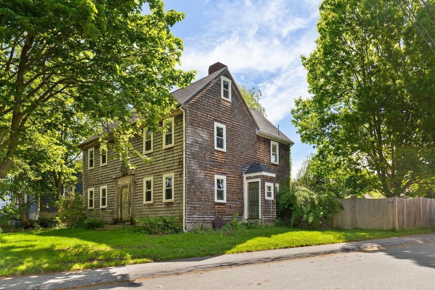 25 Poplar Street, Gloucester MA 01930