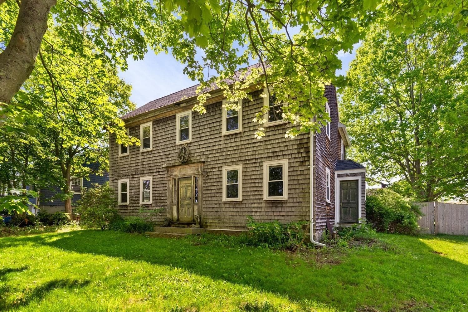 Single Family Residence at 25 Poplar Street, Gloucester MA 01930, Gloucester, photo 5 of 38