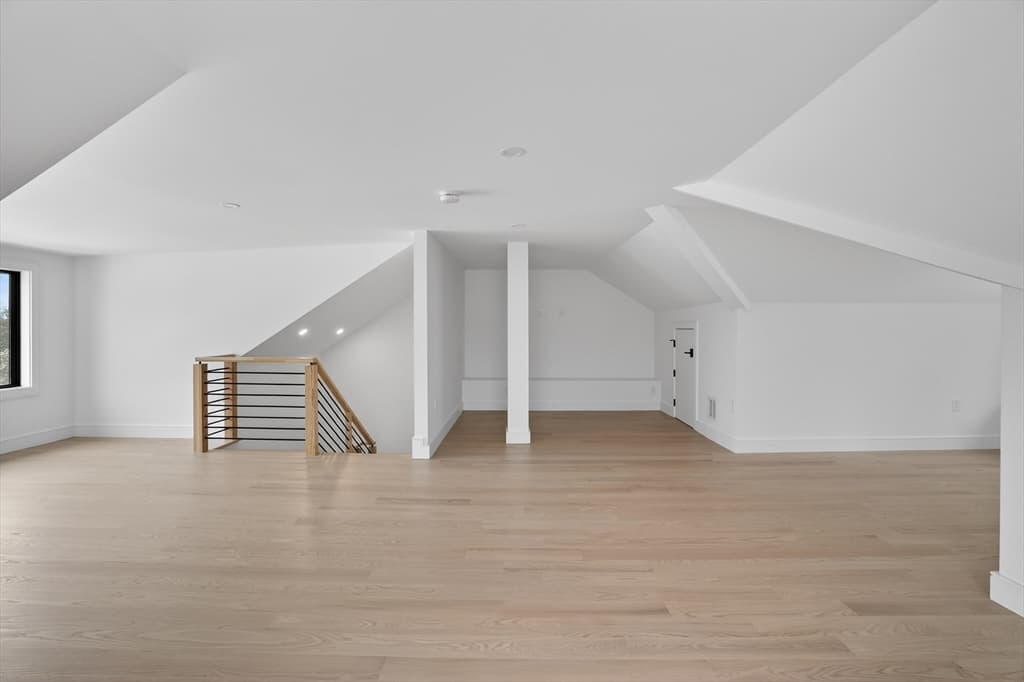 Condominium at 82-84 East Side Pkwy # 82, Newton MA 02458, Newton, photo 32 of 35