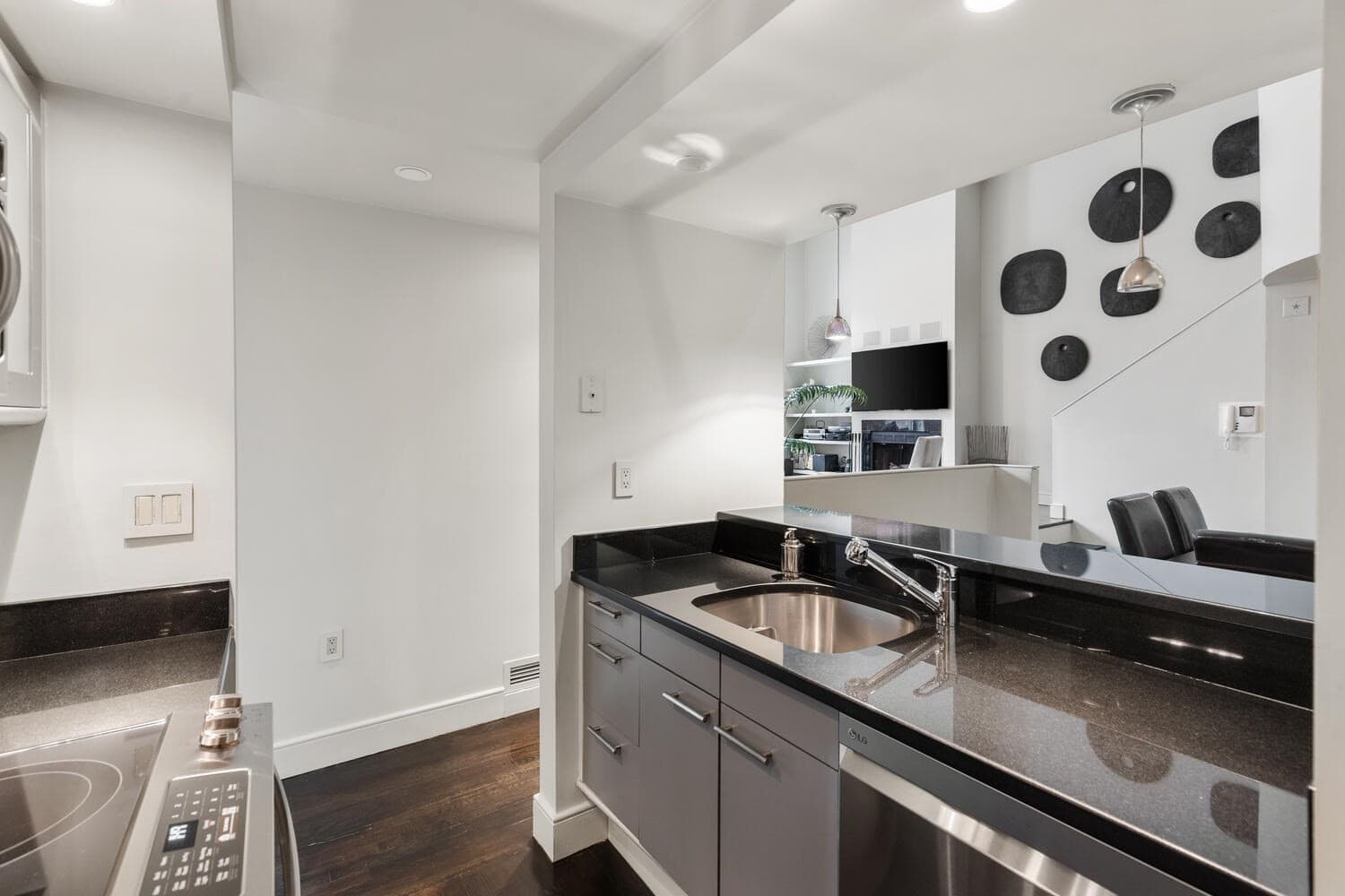 Condominium at 201 Newbury St # 202, Boston MA 02116, photo 12 of 29