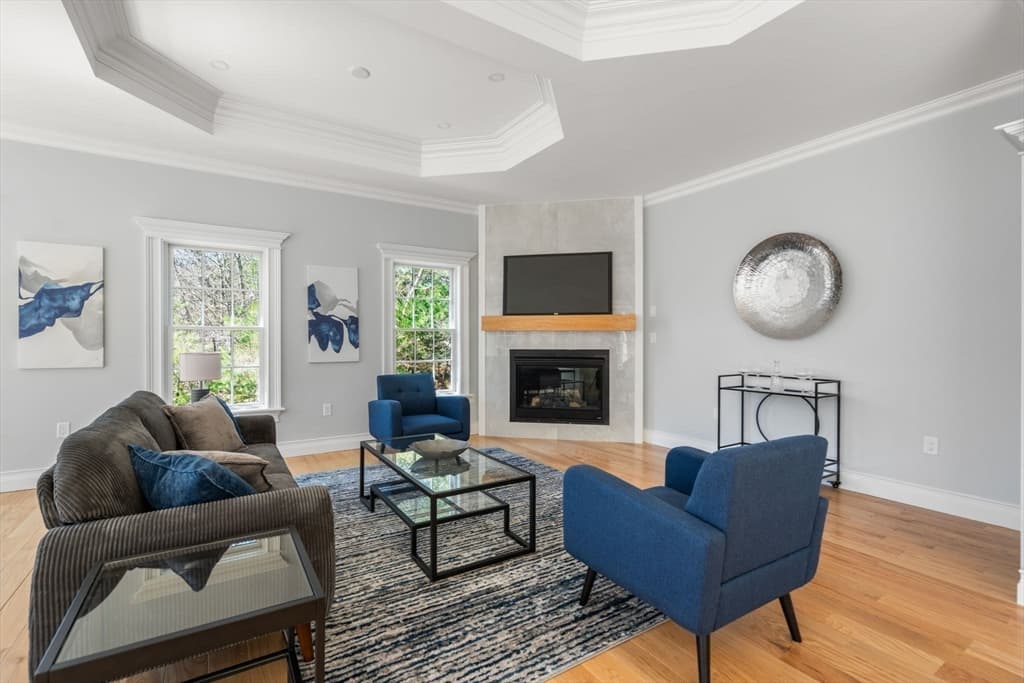 10 Hitching Post Lane, Weston MA 02493 photo 9