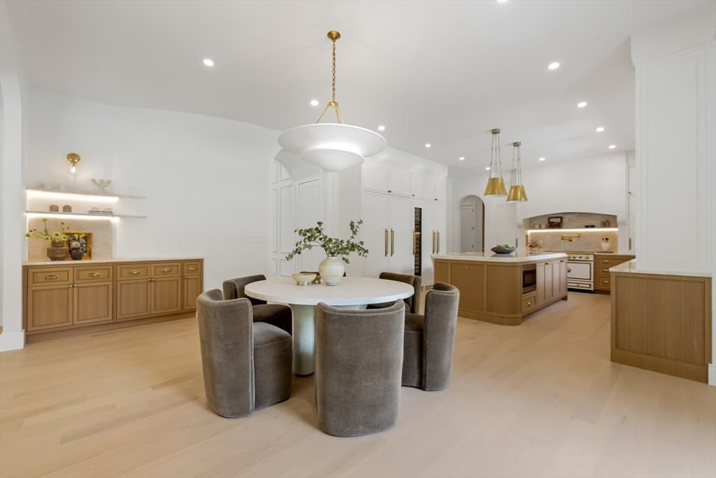 101 Alban Rd, Newton MA 02468 photo 6