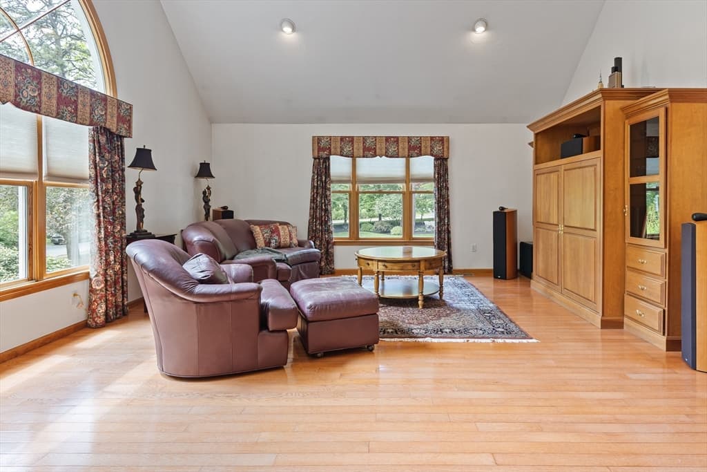 Single Family Residence at 1 Sterling Dr, Hopkinton MA 01748, photo 18 of 41