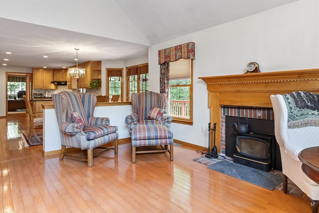 Single Family Residence at 1 Sterling Dr, Hopkinton MA 01748, photo 19 of 41