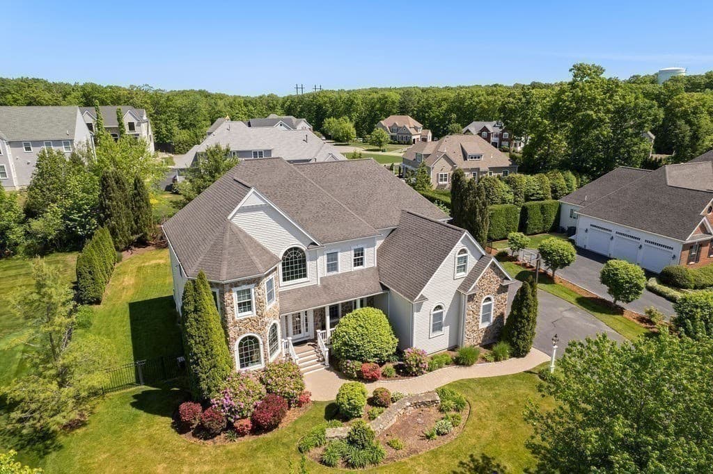 Single Family Residence at 21 Coach Road, North Attleboro MA 02760, North Attleboro, photo 3 of 42