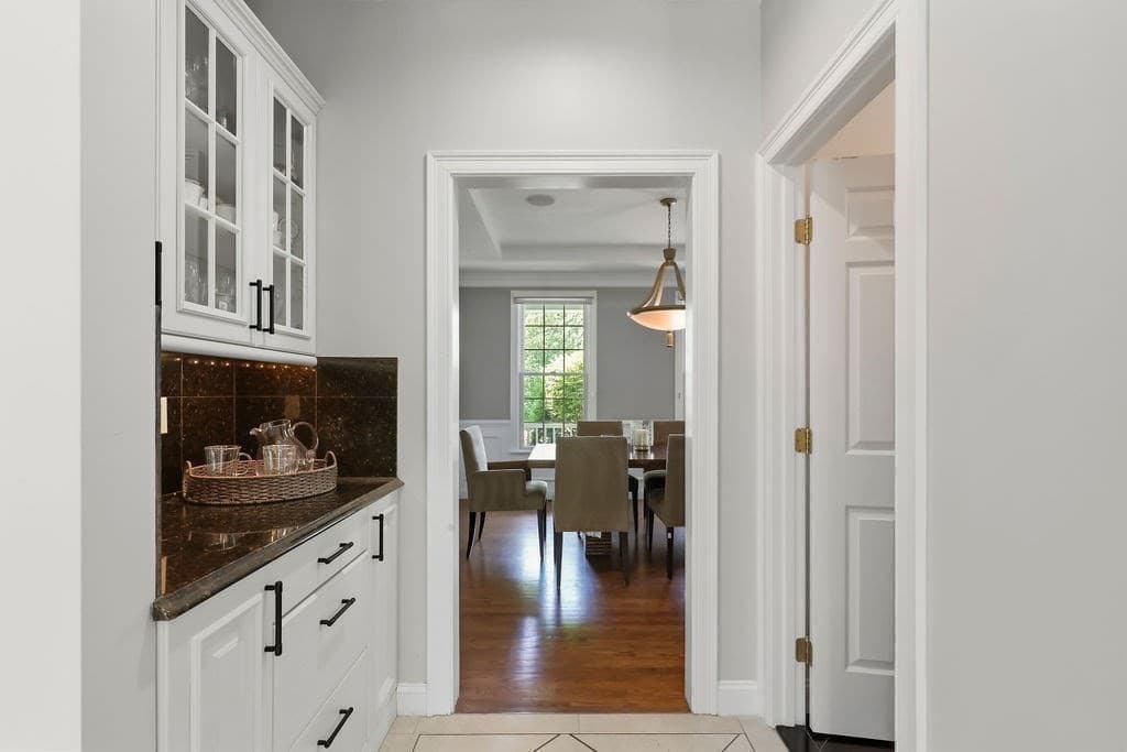 Single Family Residence at 21 Coach Road, North Attleboro MA 02760, North Attleboro, photo 9 of 42