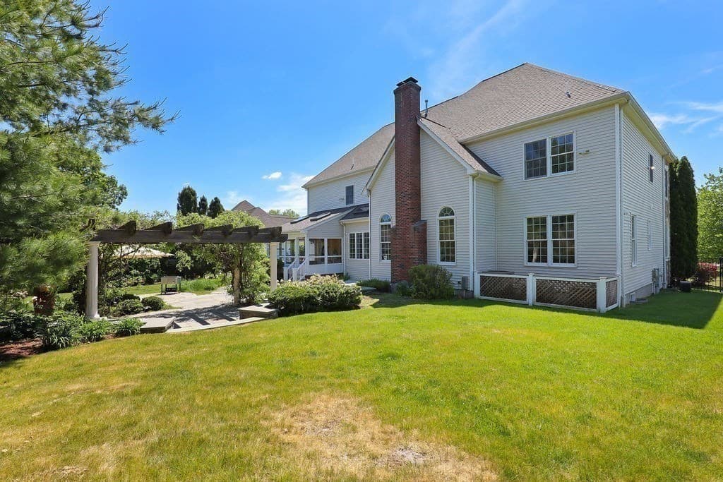 Single Family Residence at 21 Coach Road, North Attleboro MA 02760, North Attleboro, photo 33 of 42