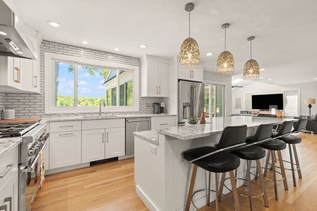 9 Bragg Rd, Foxboro MA 02035 photo 13