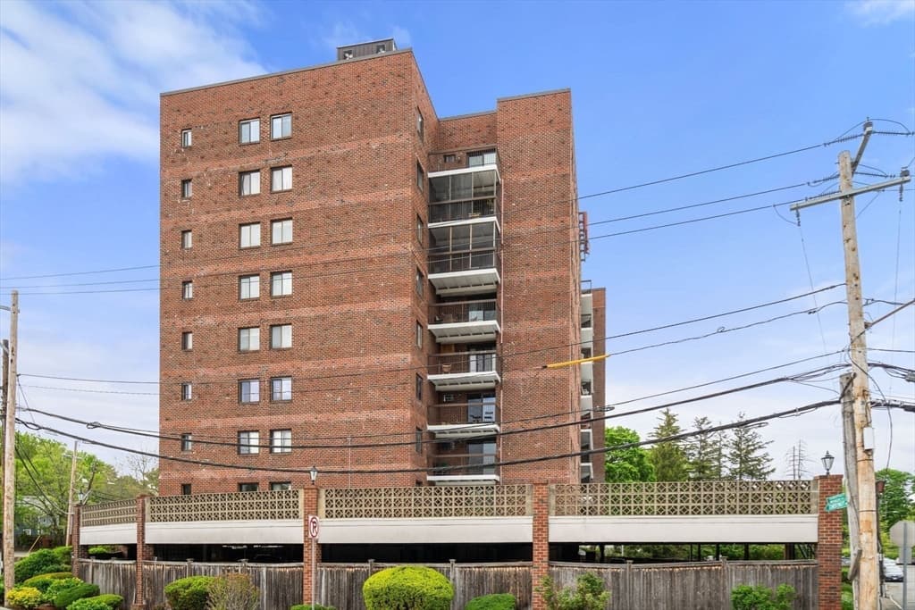 Condominium at 47 Mystic # 3A, Arlington MA 02474, Arlington, photo 17 of 18