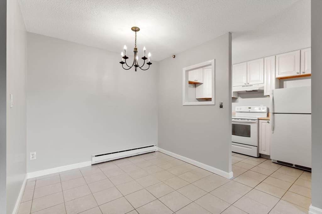 Condominium at 47 Mystic # 3A, Arlington MA 02474, Arlington, photo 4 of 18