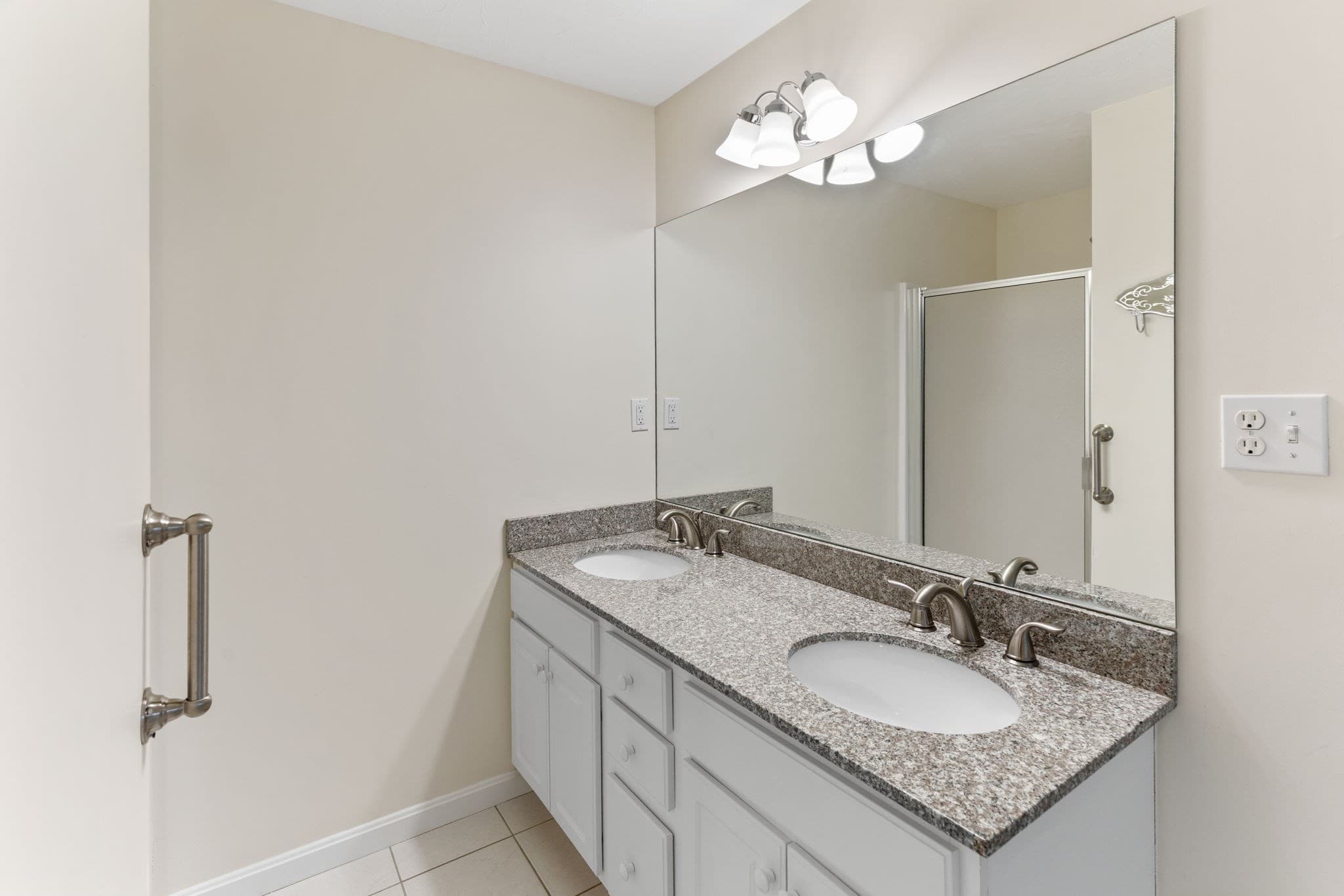 Condominium at 18 Captain Carlson Way # 18, West Bridgewater MA 02379, West Bridgewater, photo 22 of 29