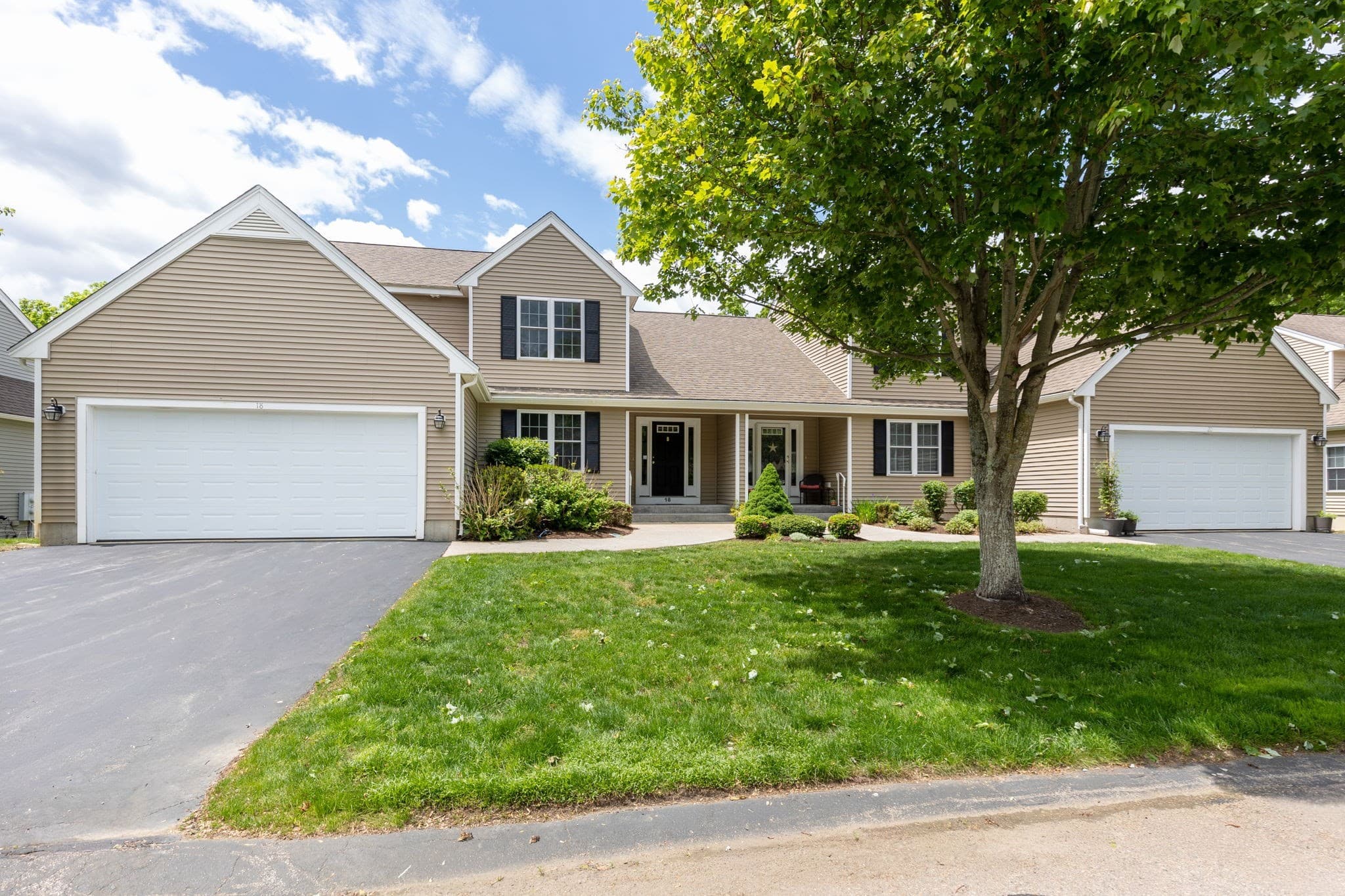 Condominium at 18 Captain Carlson Way # 18, West Bridgewater MA 02379, West Bridgewater, photo 3 of 29