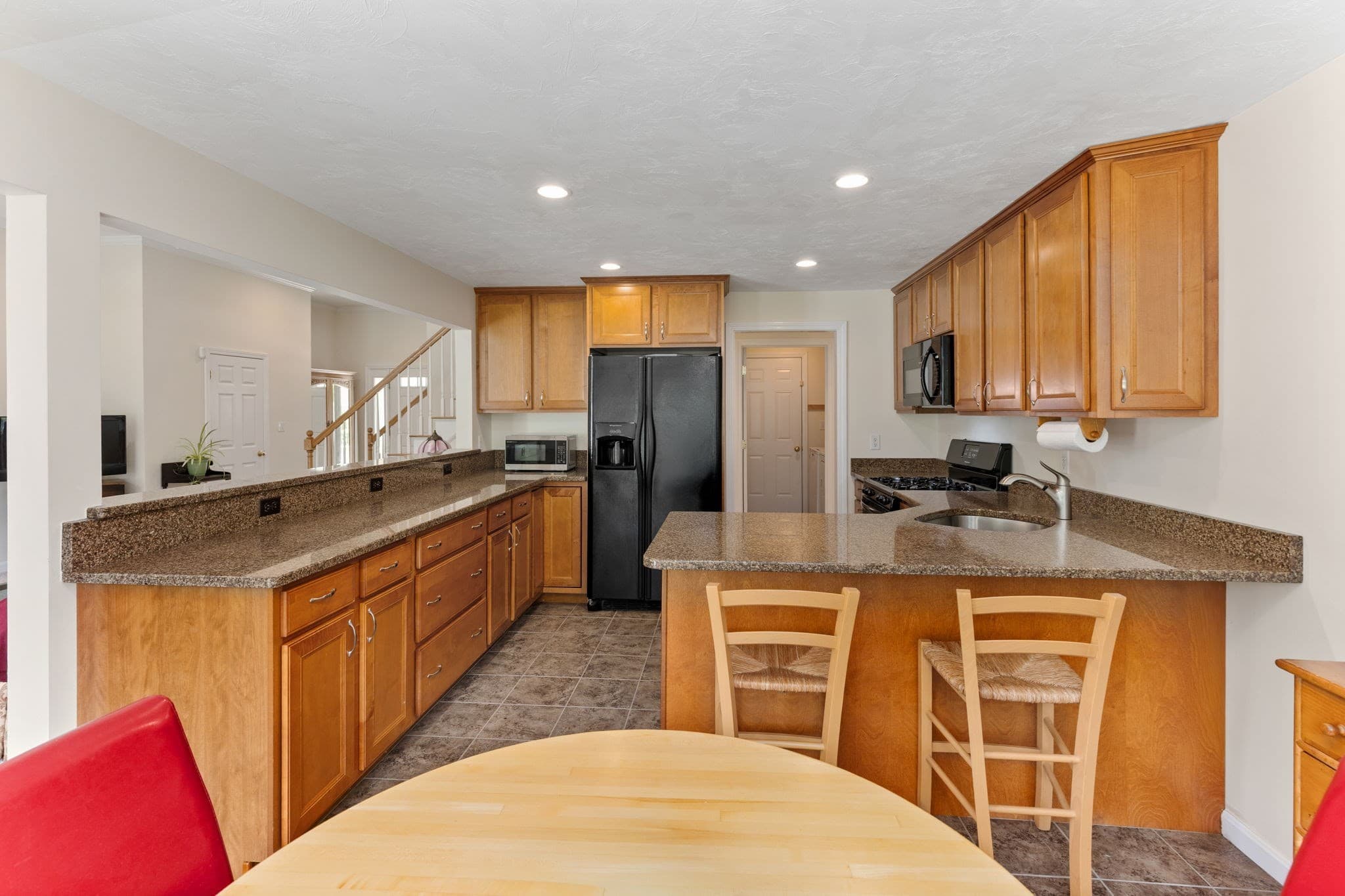 Condominium at 18 Captain Carlson Way # 18, West Bridgewater MA 02379, West Bridgewater, photo 9 of 29