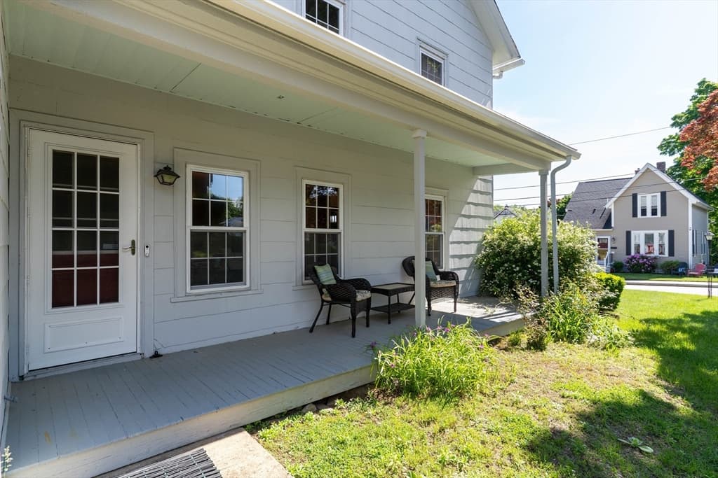 Multi Family at 106-108 Chestnut St, Southbridge MA 01550, photo 6 of 37