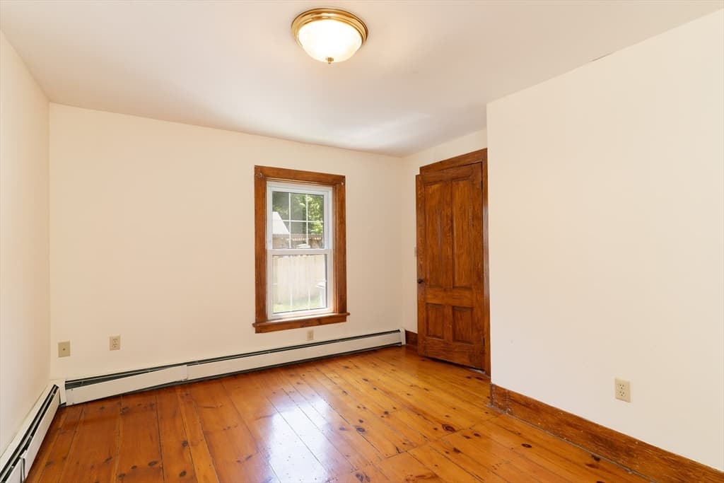 Multi Family at 106-108 Chestnut St, Southbridge MA 01550, photo 28 of 37