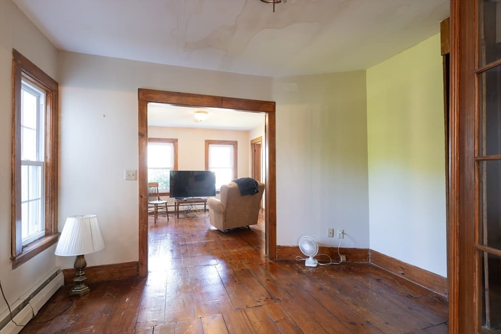 Multi Family at 106-108 Chestnut St, Southbridge MA 01550, photo 11 of 37