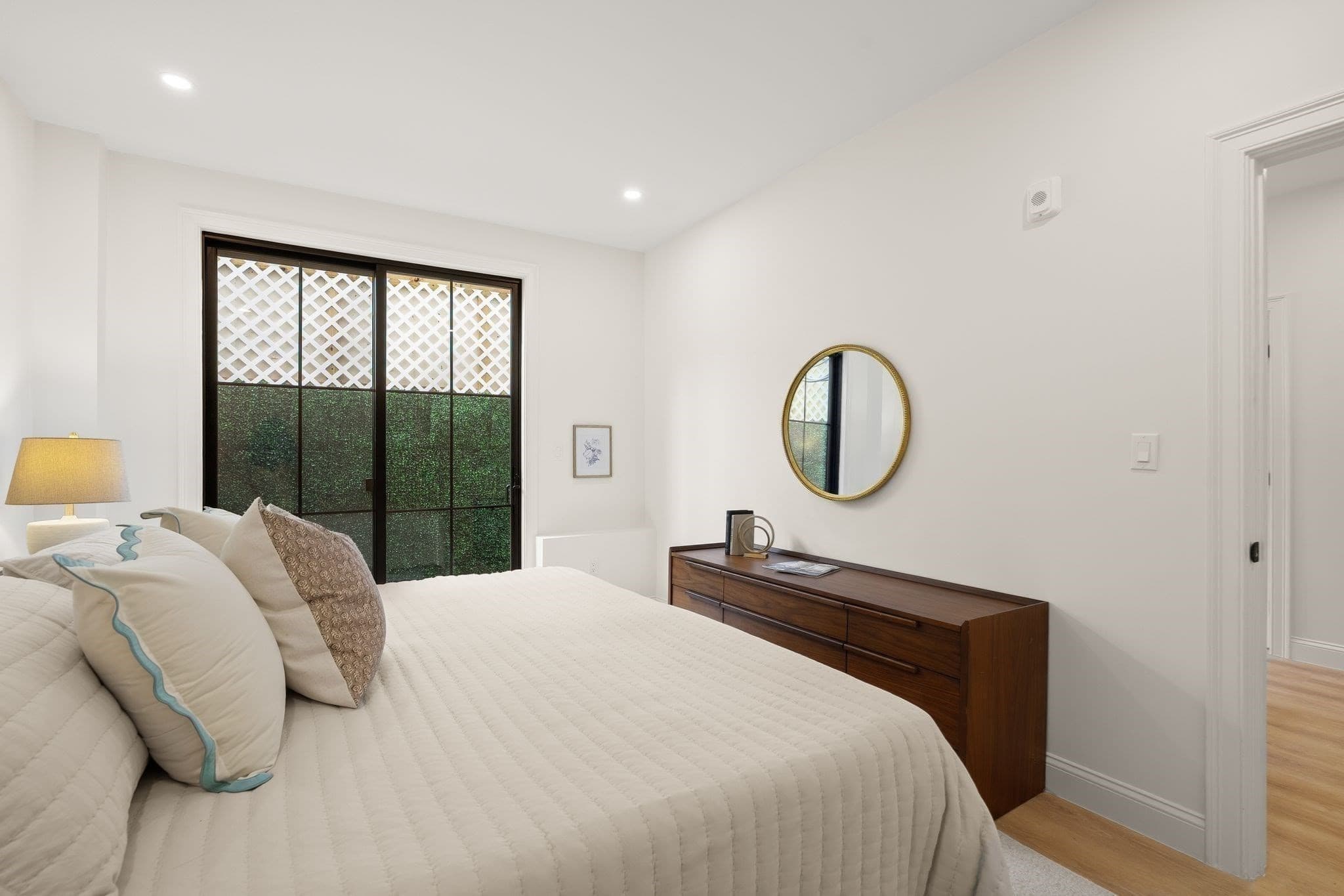 Condominium at 27 Shepard St # 5, Boston MA 02135, photo 23 of 33