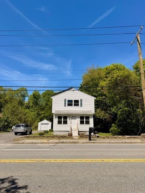 Single Family Residence at 701 Mill St, Marion MA 02738, Marion, photo 3 of 24