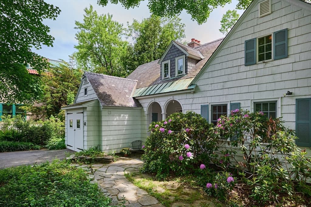 63 Prospect St., Northampton MA 01060