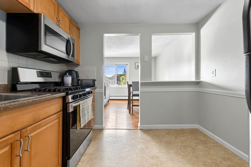 70 Mudge St # 17, Lynn MA 01902 photo 6