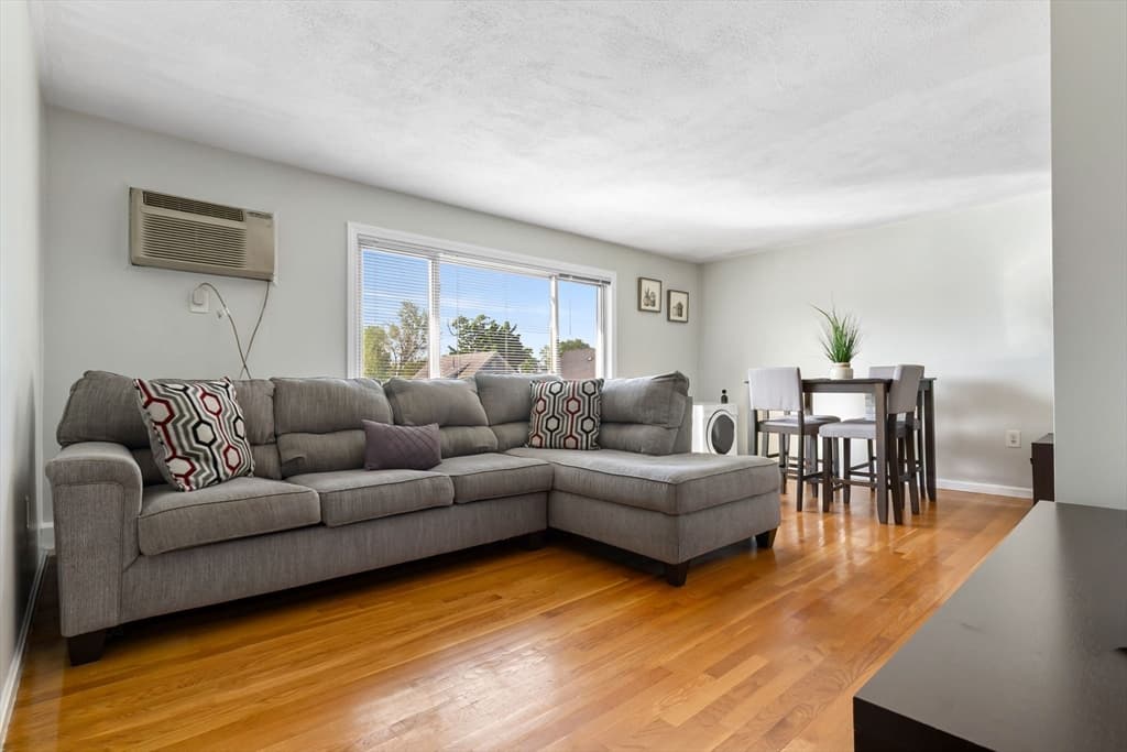 70 Mudge St # 17, Lynn MA 01902 photo 14
