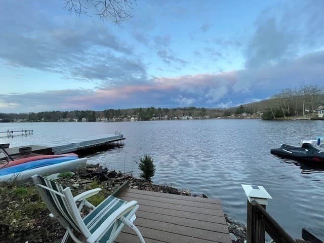 45 Hollywood Drive, Charlton MA 01507