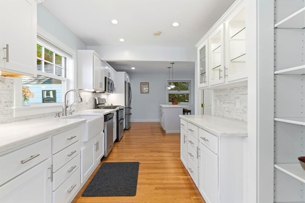 35 Keyes Rd, Westford MA 01886 photo 8