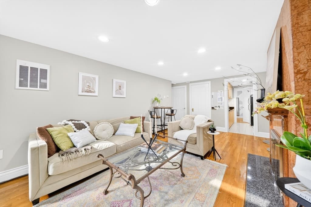 352 Tappan St # 1, Brookline MA 02445 photo 6