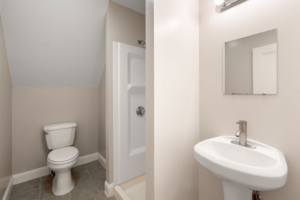68 Brooks Ave, Newton MA 02460 photo 27