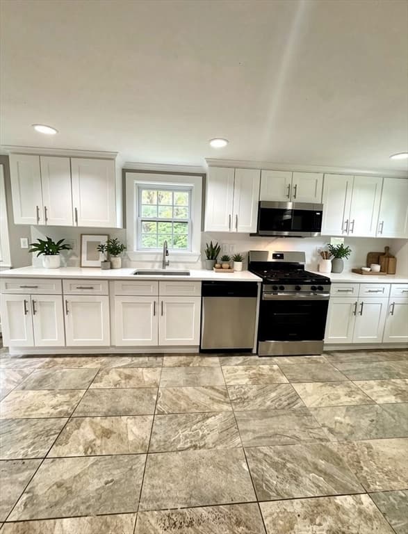 14 Elm Ave, Holbrook MA 02343 photo 9