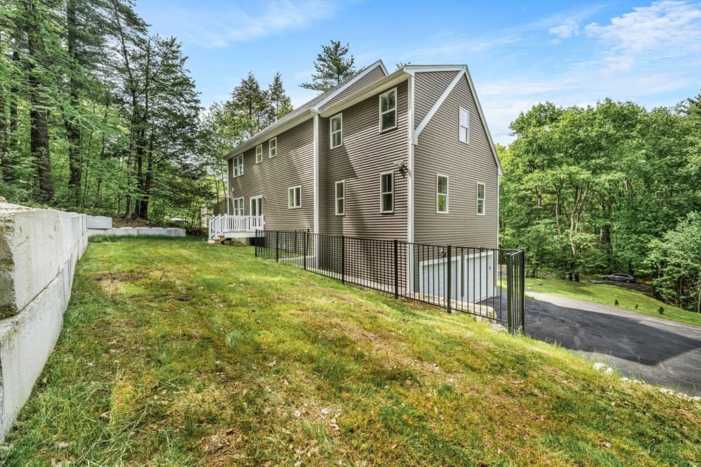 374 Brandy Brow Rd, Haverhill MA 01830 photo 26