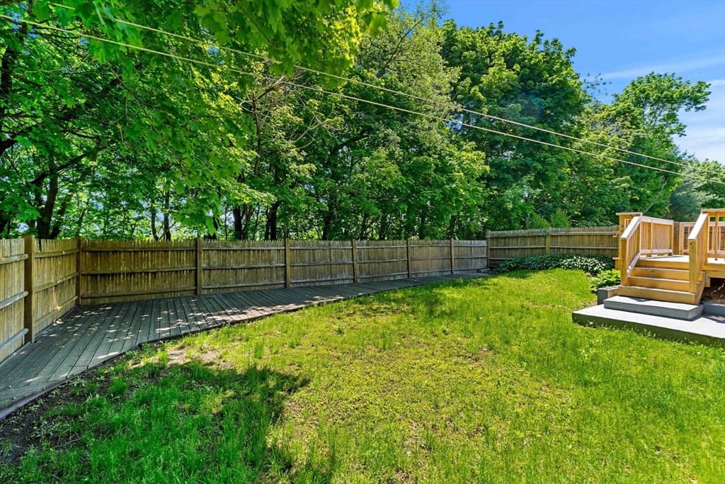 Single Family Residence at 17 Kernwood Hts, Beverly MA 01915, Beverly, photo 5 of 37