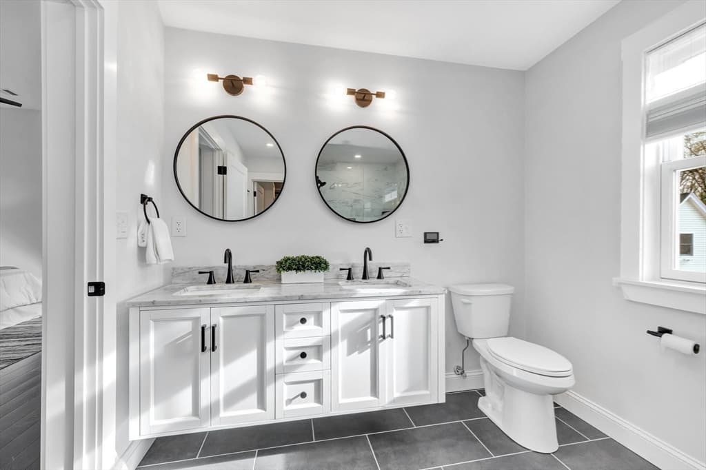 Condominium at 11 Plum St # 9, Chelmsford MA 01824, Chelmsford, photo 12 of 39