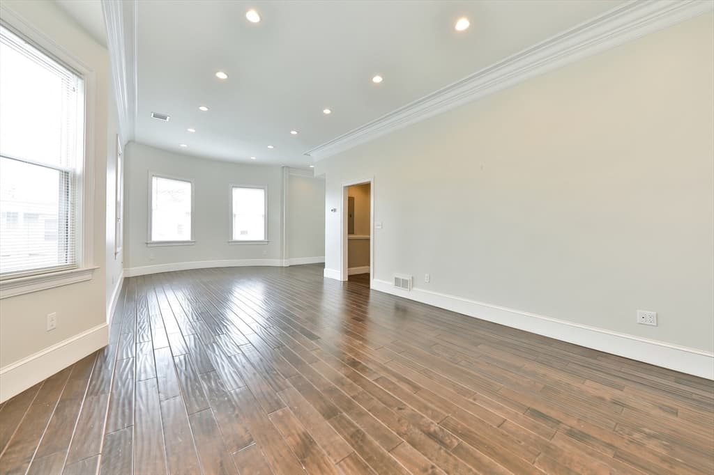 Condominium at 9 Bellflower # C, Boston MA 02125, Boston, photo 11 of 21