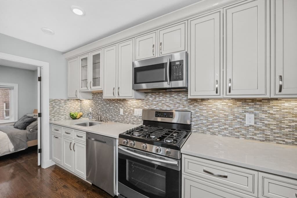 1880 Beacon St # 6, Brookline MA 02445 photo 6