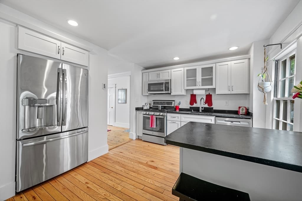 Single Family Residence at 15 River St, Salem MA 01970, photo 8 of 39