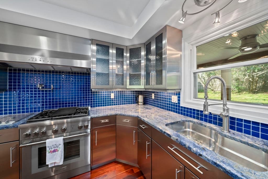 122 Parke Ave, Quincy MA 02171 photo 7