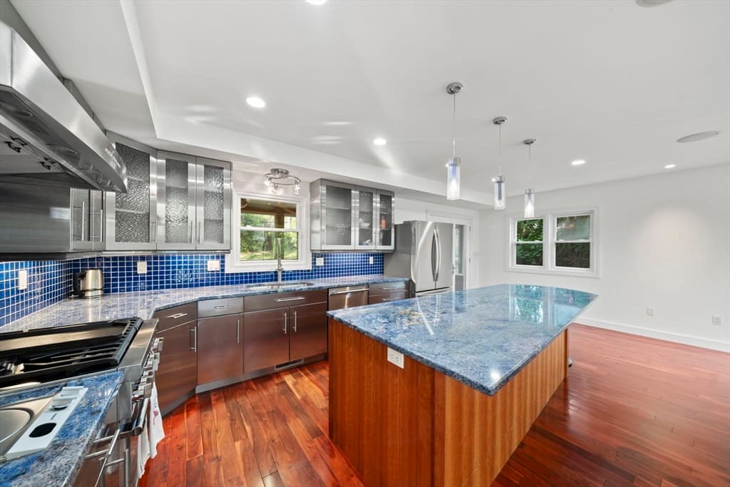122 Parke Ave, Quincy MA 02171 photo 5
