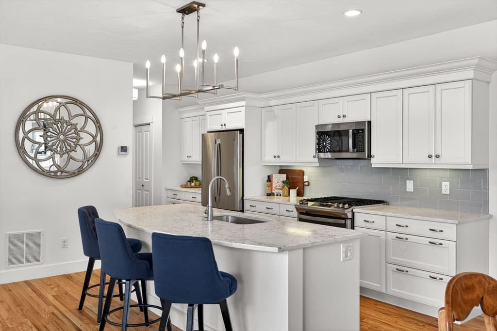 Condominium at 31 Thayer Lane # 31, Plymouth MA 02360, Plymouth, photo 13 of 42
