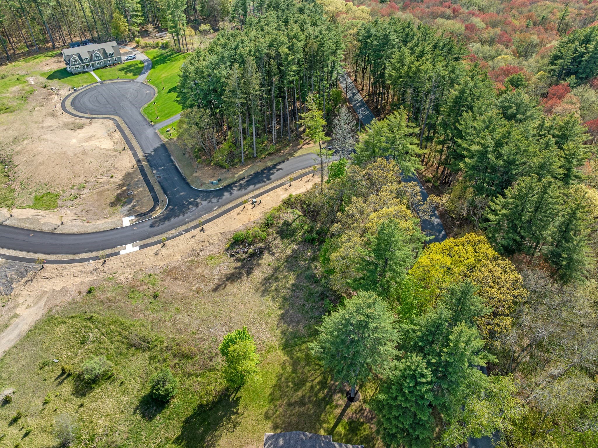 Residential at 2 Pearl Way - Lot 1, Topsfield MA 01983, photo 6 of 9