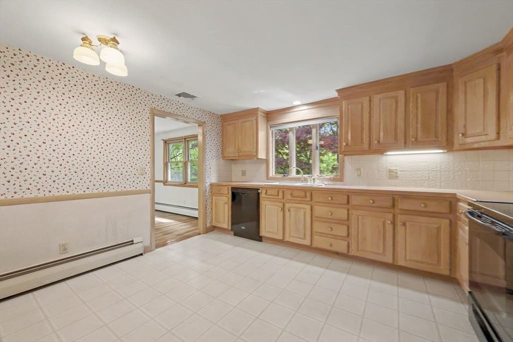 Single Family Residence at 26 Arlington Road, Burlington MA 01803, Burlington, photo 14 of 29