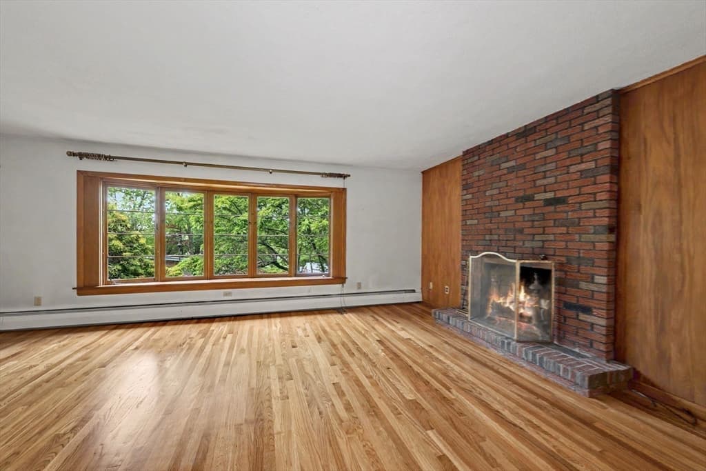 Single Family Residence at 26 Arlington Road, Burlington MA 01803, Burlington, photo 8 of 29