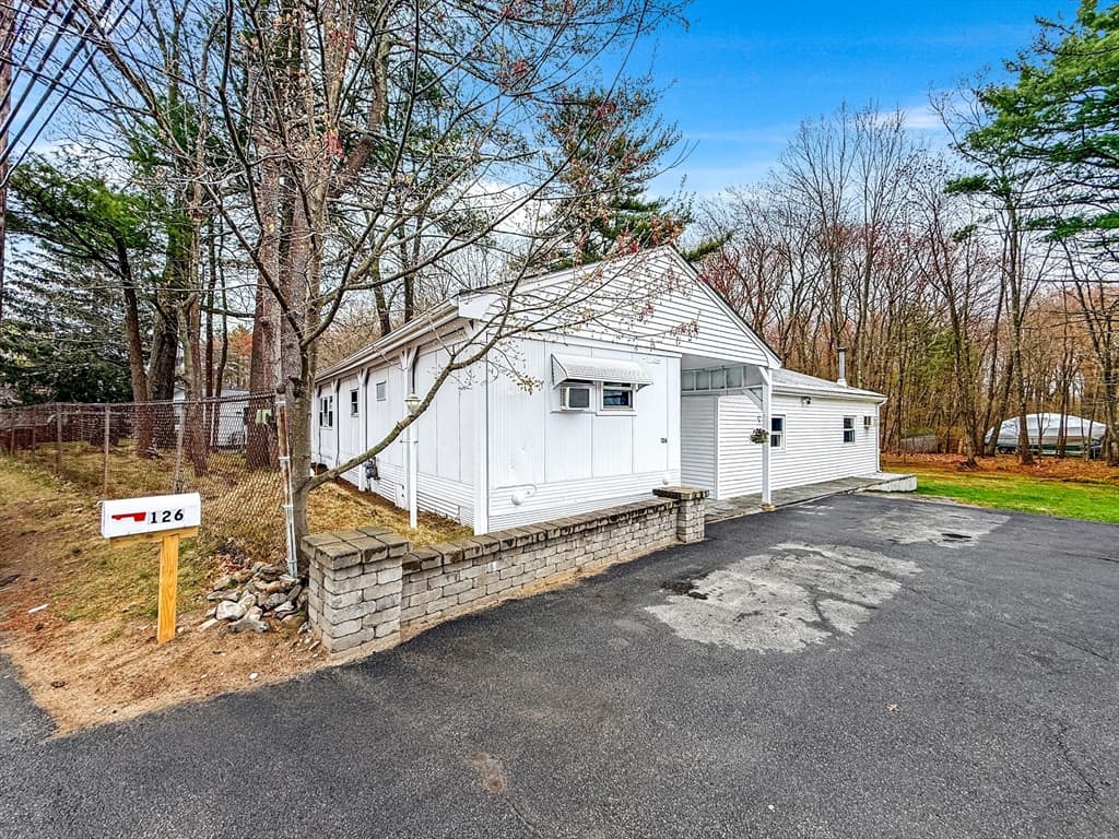 126 Beach Rd, Salisbury MA 01952 photo 6